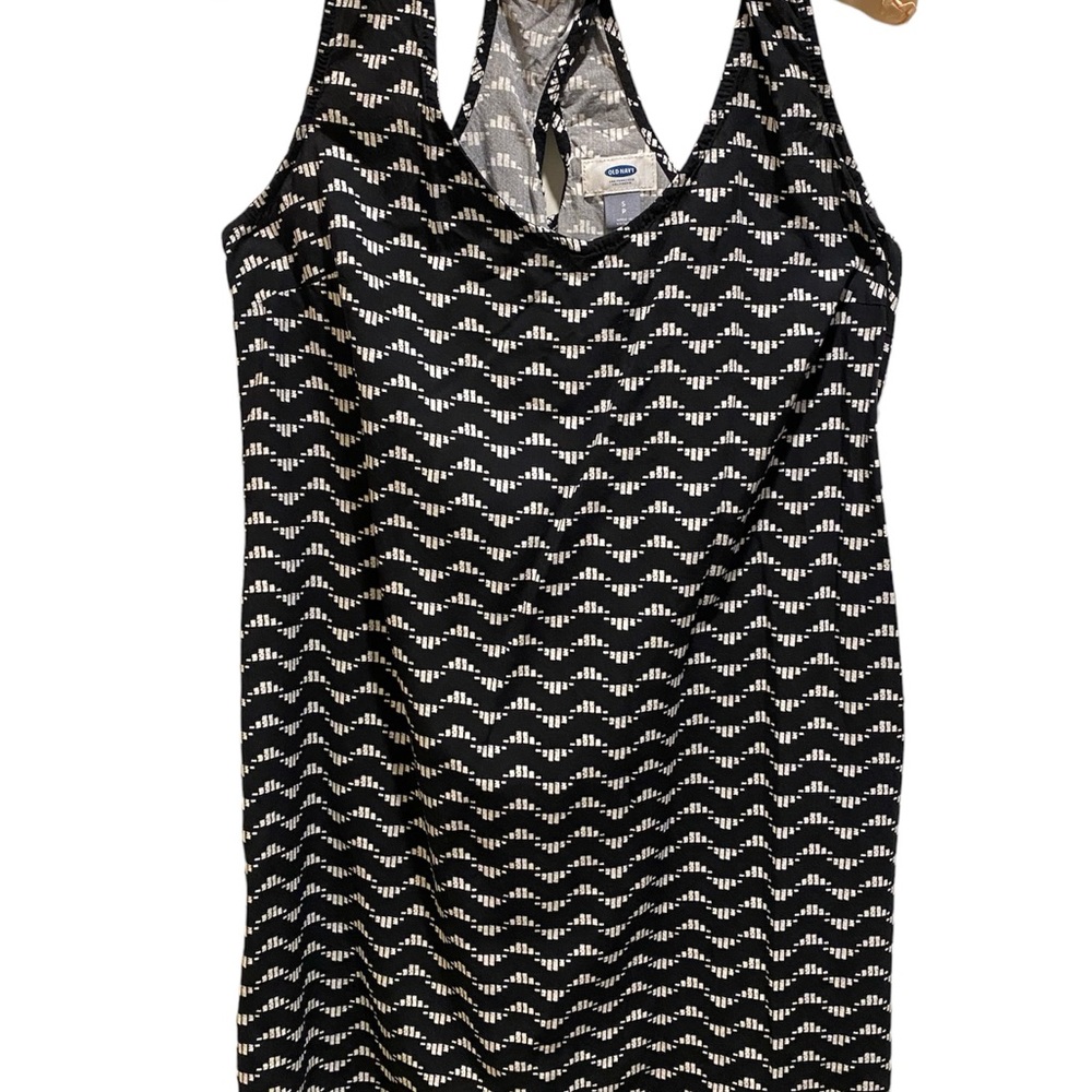 Racerback Shift Dress - Picture 3 of 11